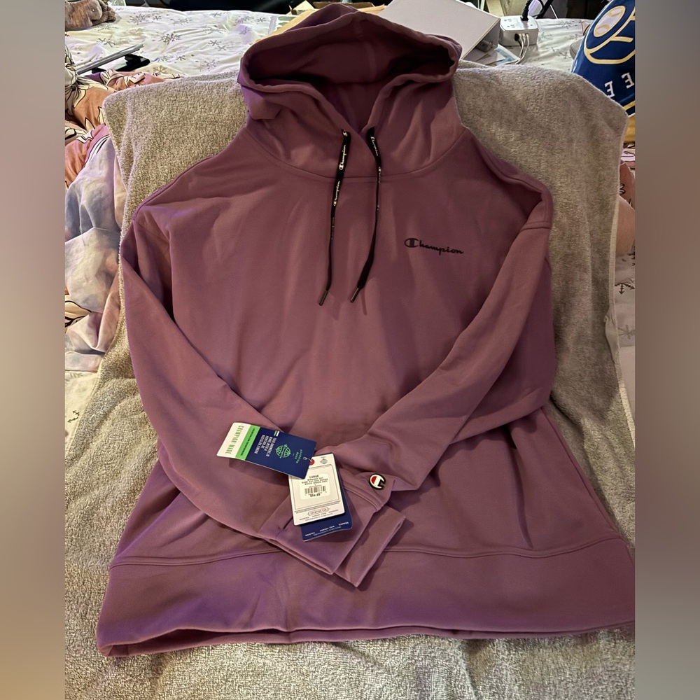 Champion Women’s Purple Hoodie Sweater